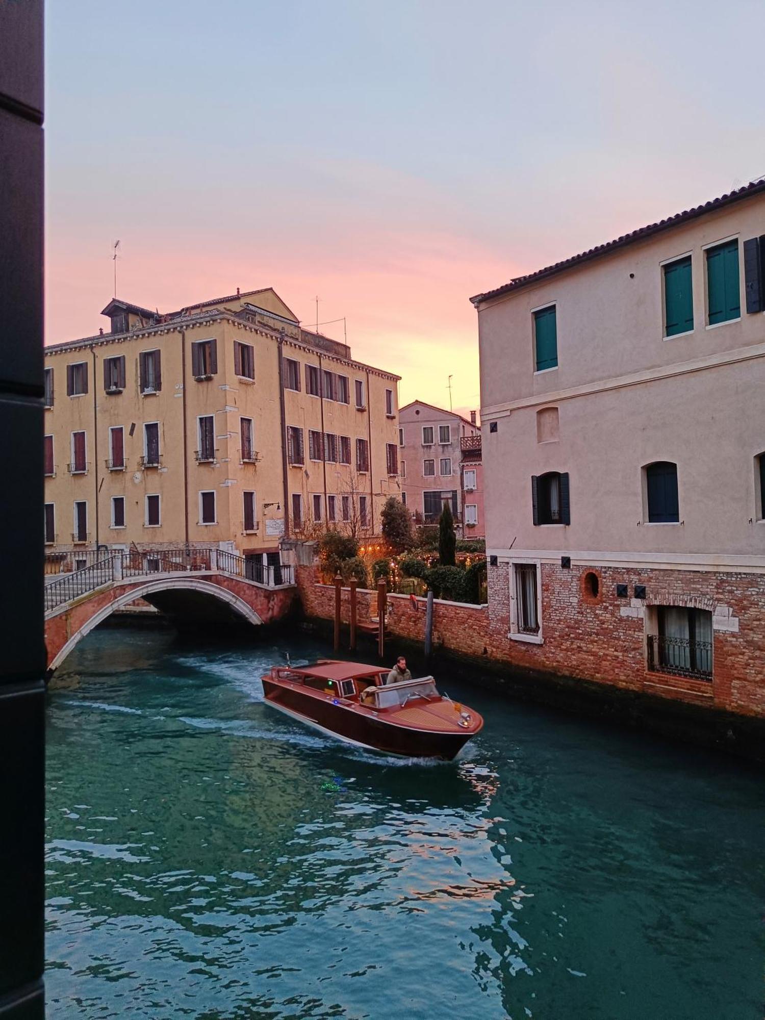 Ca' Dino Venice - Canal View Extérieur photo